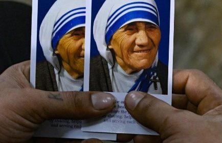 98 vjetori i  Po  së në Letnicë  Udhëtimi i Gonxhe Bojaxhiut nga Kosova drejt Misionit Botëror